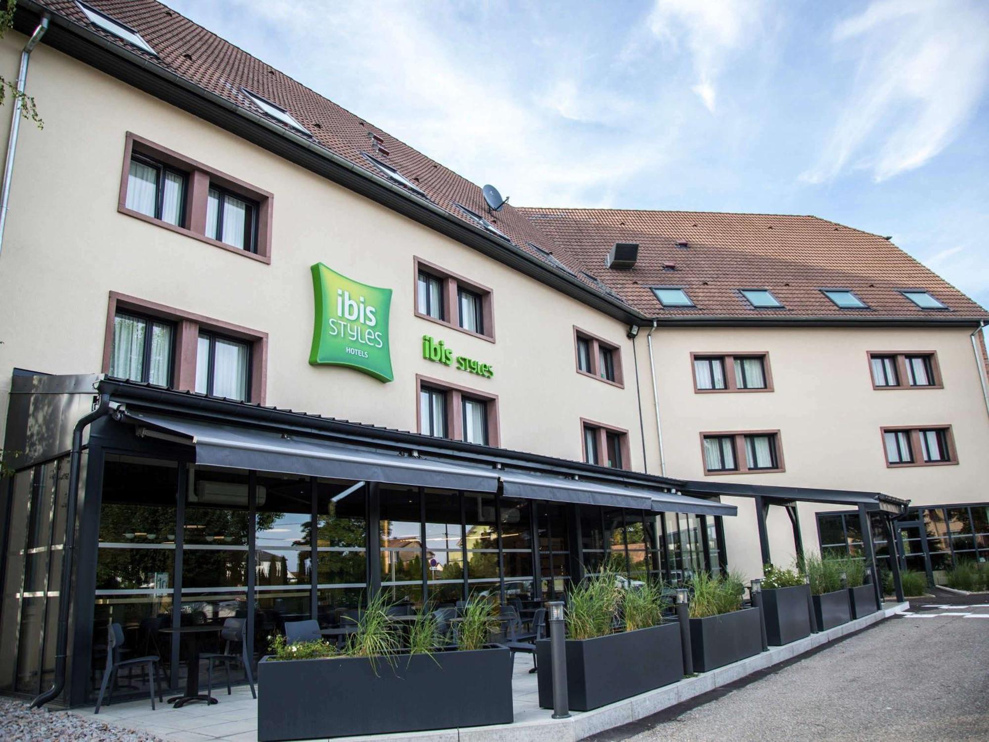Hotel Ibis Styles Bale-Mulhouse Aeroport Blotzheim Exterior foto